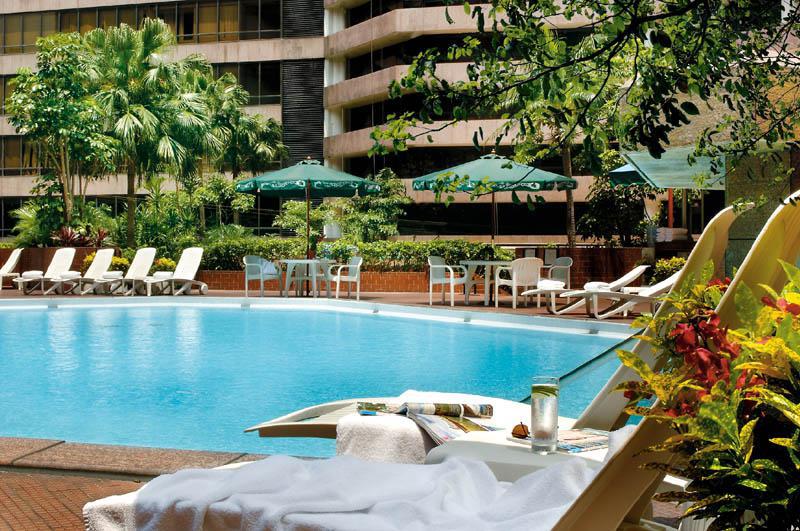 Renaissance Kowloon Hotel Hong Kong Tiện nghi bức ảnh
